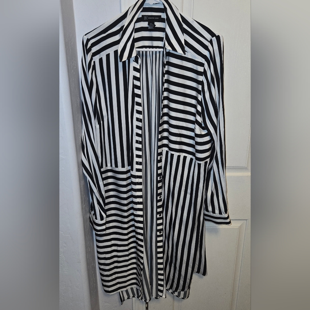 Black and White Striped Long Cardigan